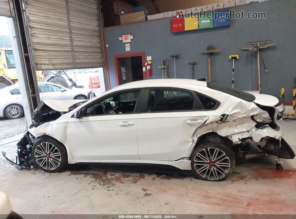 3KPF44AC2ME418099 2021 KIA FORTE White Панорамний вид салону 360°