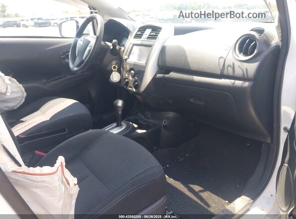 3N1CE2CP0KL356007 2019 NISSAN VERSA NOTE Белый Вид салона спереди