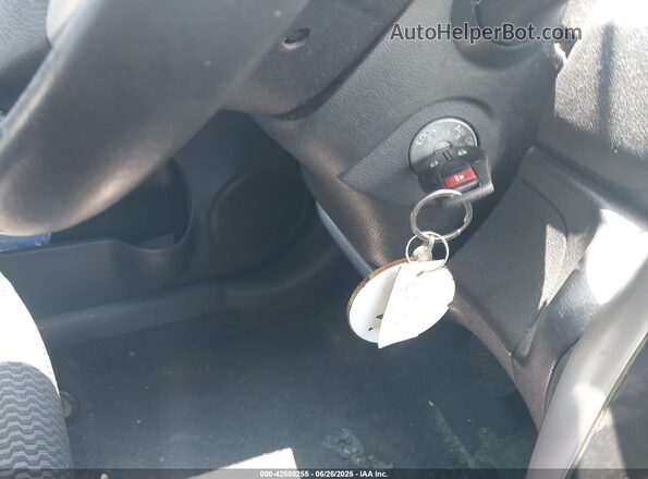 3N1CE2CP0KL356007 2019 NISSAN VERSA NOTE Белый Вид панели приборов
