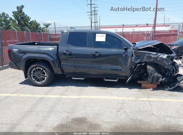 3TMLB5JN5SM124179 2025 TOYOTA TACOMA Brown Widok wnętrza 360 stopni