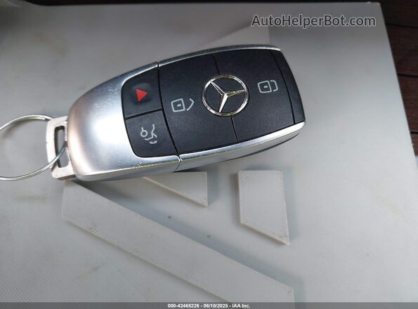 4JGFB4KB7LA027894 2020 MERCEDES-BENZ GLE 350 Черный Вид панели приборов