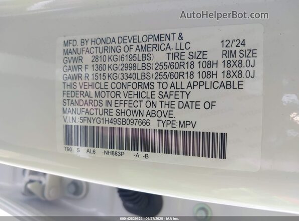 5FNYG1H49SB097666 2025 HONDA PILOT White Vista del compartimento del motor