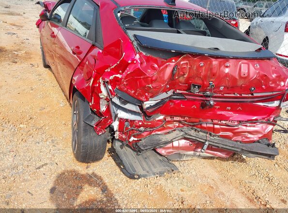 5NPLS4AG2PH111219 2023 HYUNDAI ELANTRA Красный Вид спереди