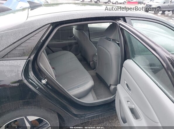 5NPLS4AG9PH111699 2023 HYUNDAI ELANTRA Black VIN კოდის სტიკერის ხედი