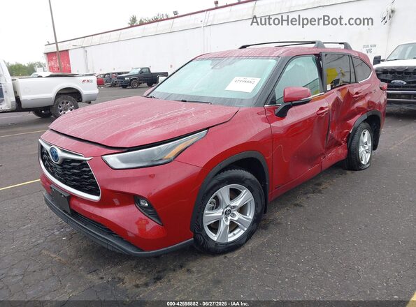 5TDBBRCH7PS565779 2023 TOYOTA LE Burgundy Front left