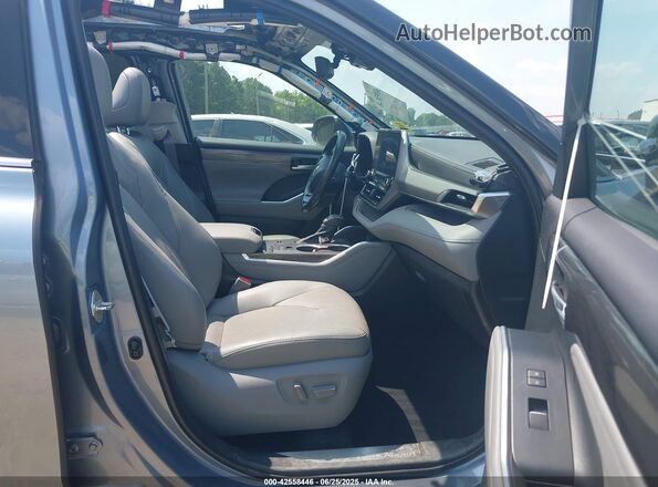 5TDFZRAH8LS028896 2020 TOYOTA HIGHLANDER Light Blue წინა სალონის ხედი