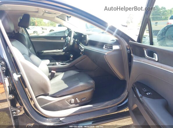 5XXG34J27MG069933 2021 KIA K5 Black Front interior view