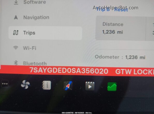 7SAYGDED0SA356020 2025 TESLA MODEL Y Red 