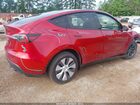 2025 Tesla Model Y Long Range Dual Motor All-wheel Drive Red vin: 7SAYGDED0SA356020