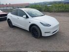 2023 Tesla Model Y Awd/long Range Dual Motor All-wheel Drive White vin: 7SAYGDEE6PA135196