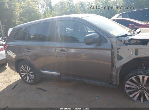 JA4AD2A33LZ045876 2020 MITSUBISHI OUTLANDER Gray Rear interior view