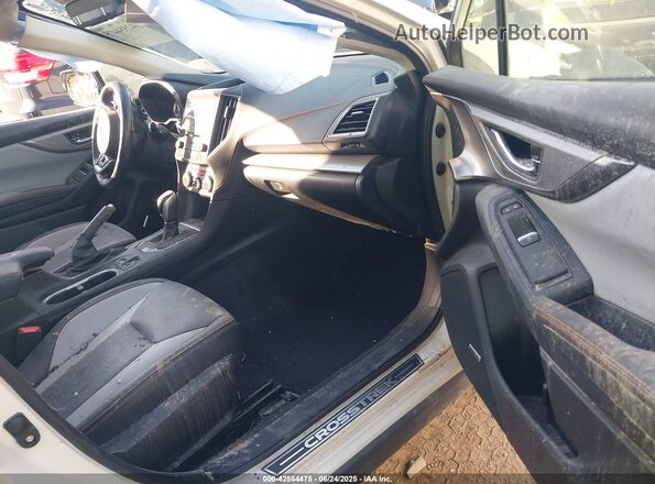 JF2GTHNC1M8285825 2021 SUBARU CROSSTREK Белый Вид салона спереди