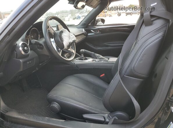 JM1NDAD7XP0553451 2023 MAZDA MX-5 Черный Вид салона спереди