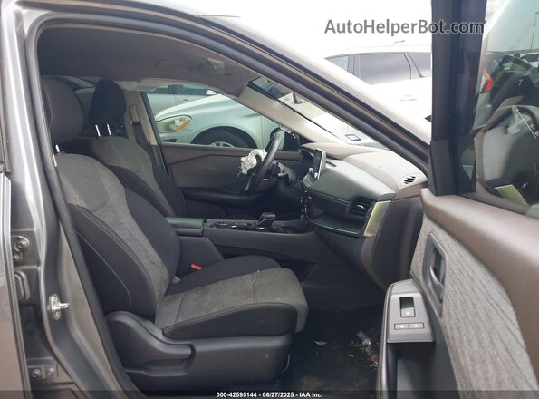 JN8AT3AB9MW226994 2021 NISSAN ROGUE Gray Front interior view