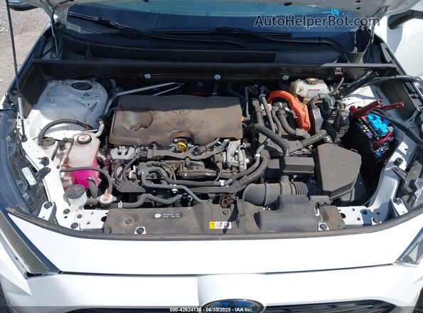JTMMWRFV4MD115822 2021 TOYOTA LE Белый Вид сзади