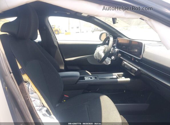 KMHM24AA0RA072152 2024 HYUNDAI IONIQ 6 Серый Вид салона спереди