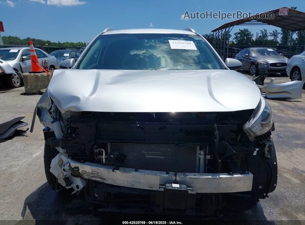 KNDCB3LCXM5469281 2021 KIA NIRO Silver Front view