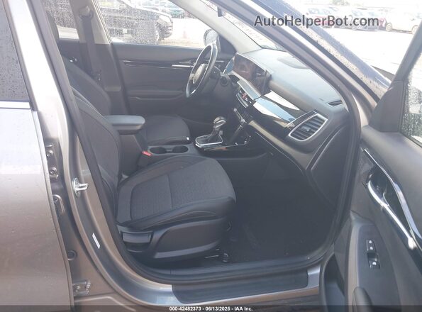 KNDEU2AA0R7601846 2024 KIA SELTOS Gray Սալոնի դիմացի տեսք