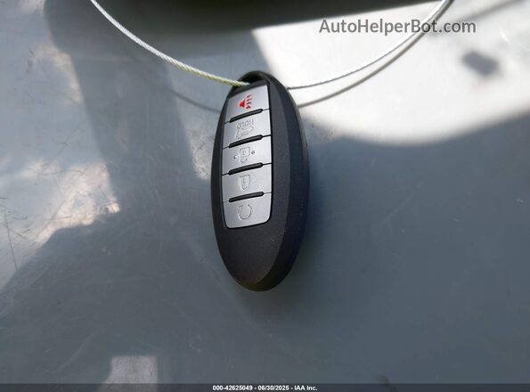 KNMAT2MT5HP564015 2017 NISSAN ROGUE White Widok deski rozdzielczej