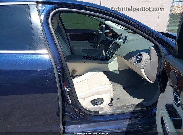 SAJWA1CE3GMV97203 2016 JAGUAR XJ Blue Vista interior delantera