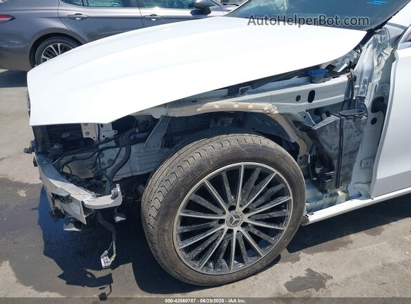 W1KAF4GB5PR151395 2023 MERCEDES-BENZ C-CLASS White Widok z przodu