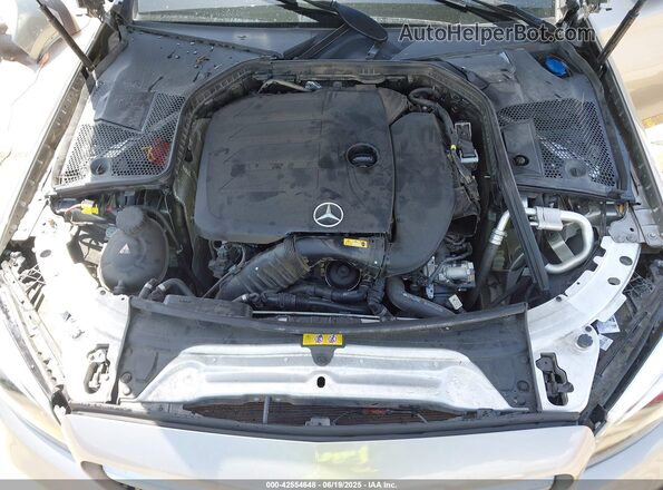 W1KWF8DB8MR609394 2021 MERCEDES-BENZ C-CLASS Gold Widok z tyłu