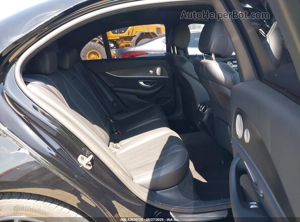 W1KZF8DB6NB083810 2022 MERCEDES-BENZ E-CLASS Черный Вид наклейки с VIN-кодом