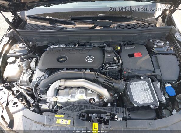 W1N4M4HB3RW360126 2024 MERCEDES-BENZ GLB-CLASS Черный Вид сзади