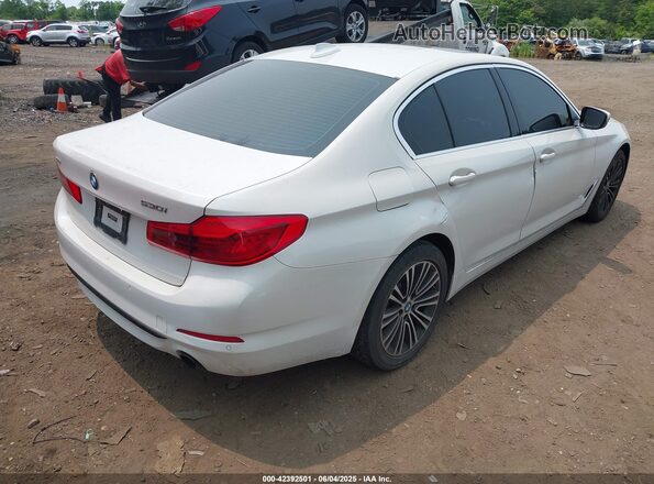 WBAJR7C07LCE45725 2020 BMW OTHER White Vista frontal