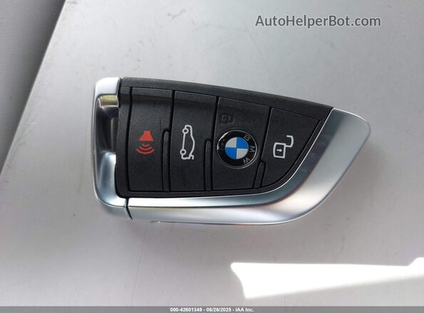 WBS43AY06PFP30384 2023 BMW M3 Gray Vista del salpicadero