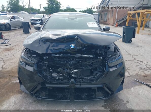 WBS83FK03SCU77171 2025 BMW M5 Черный Вид задней части салона