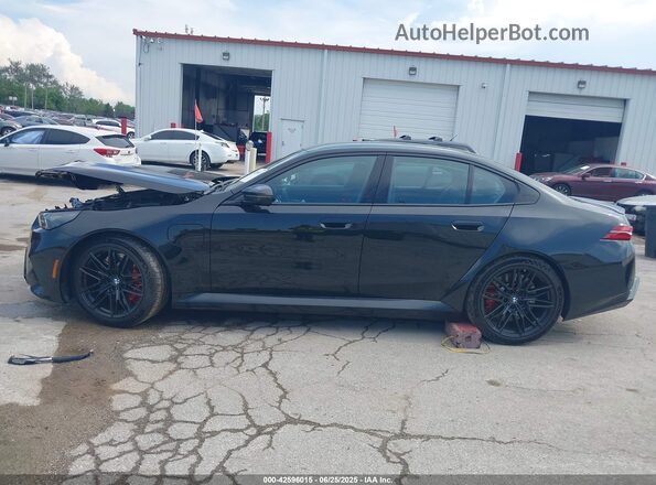 WBS83FK03SCU77171 2025 BMW M5 Черный 