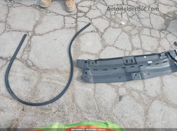 WBS83FK03SCU77171 2025 BMW M5 Черный Вид щитка приборов