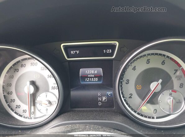 WDCTG4GB2HJ303014 2017 MERCEDES-BENZ GLA 250 Черный Вид задних сидений