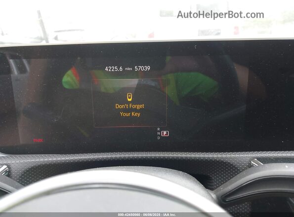 WDD3G4FB8KW026456 2019 MERCEDES-BENZ A 220 White Вид задніх сидінь