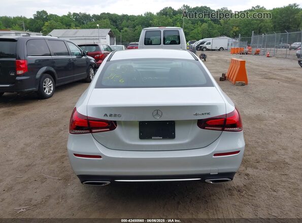 WDD3G4FB8KW026456 2019 MERCEDES-BENZ A 220 White 