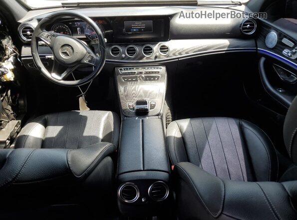 WDDZF4JB3JA441829 2018 MERCEDES-BENZ E Черный Вид панели приборов
