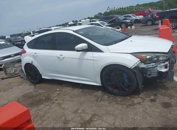 WF0DP3TH5G4116620 2016 FORD FOCUS RS White 360 interior view