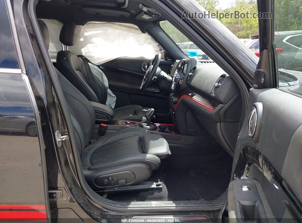 WMZ33BS01N3N75193 2022 MINI COUNTRYMAN Черный Вид салона спереди