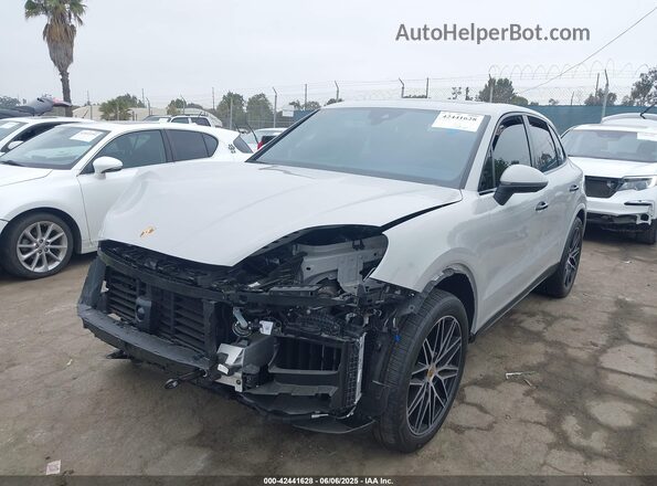 WP1AA2AY0RDA14504 2024 PORSCHE CAYENNE Gray Przód lewy