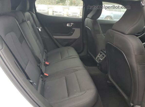 YSMEG3KA9PL159962 2023 POLESTAR 2 White Vista de los asientos traseros