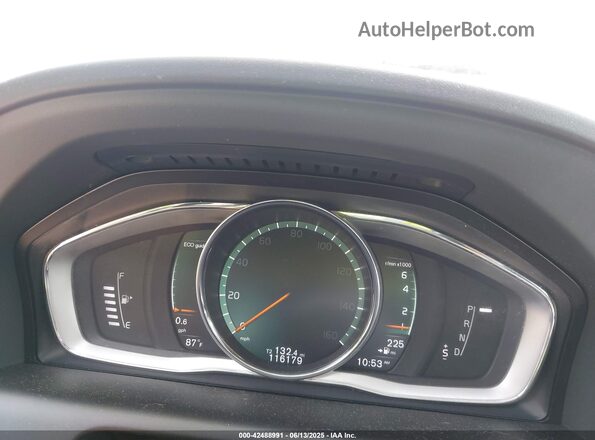 YV449MRR9H2222338 2017 VOLVO XC60 Black Widok tylnych siedzeń