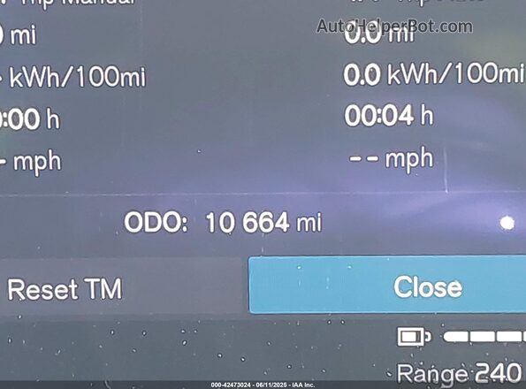 YV4ER3GL0R2103611 2024 VOLVO C40 RECHARGE PURE ELECTRIC Серый 