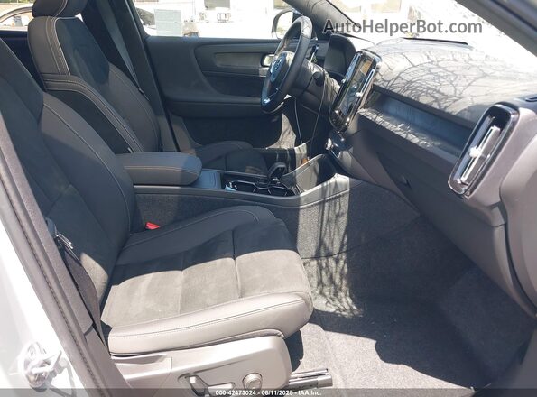 YV4ER3GL0R2103611 2024 VOLVO C40 RECHARGE PURE ELECTRIC Серый Вид салона спереди