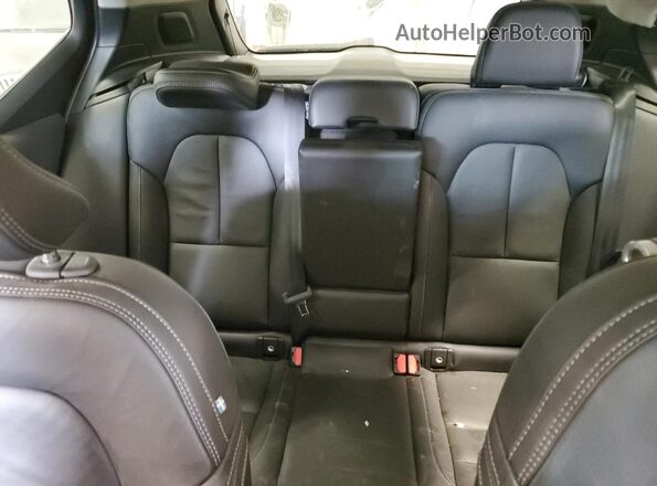 YV4K92HM4P2037016 2023 VOLVO XC40 White Rear seats view
