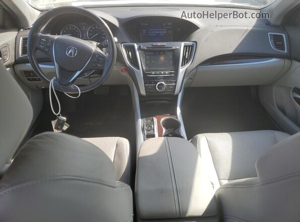 19UUB3F55HA000633 2017 ACURA TLX Серебряный Вид панели приборов