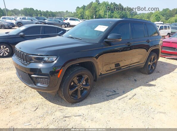 1C4RJHAG2R8570109 2024 JEEP GRAND CHEROKEE Black Передня ліва чверть