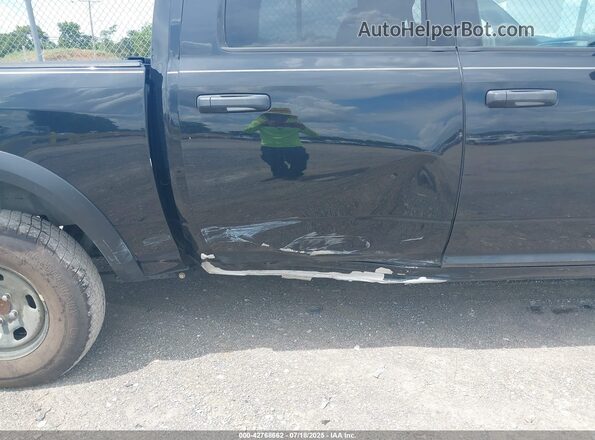 1C6RR7LG0NS204010 2022 RAM 1500 CLASSIC Black Front view