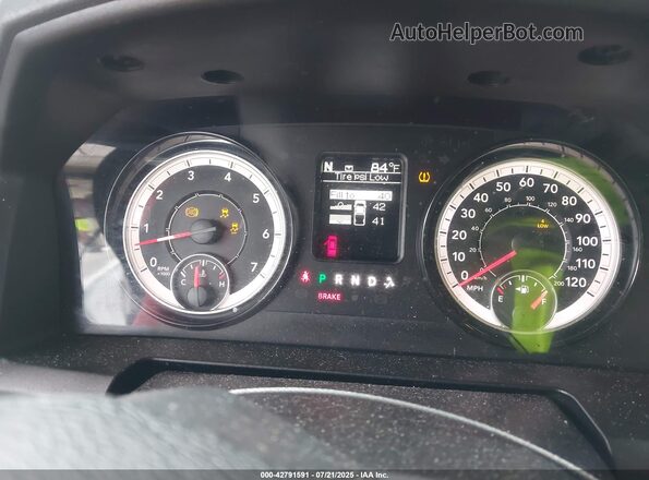 1C6RR7TT7LS100849 2020 RAM 1500 CLASSIC Black Vista de los asientos traseros