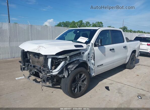 1C6RREFT5PN640446 2023 RAM 1500 Белый Передняя левая четверть